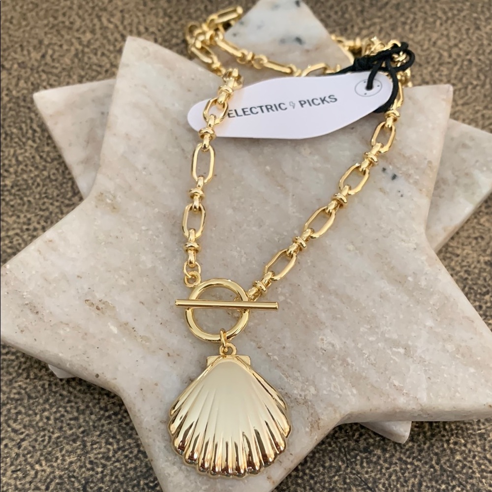 Electric Picks Gold Nautical Shell Necklace